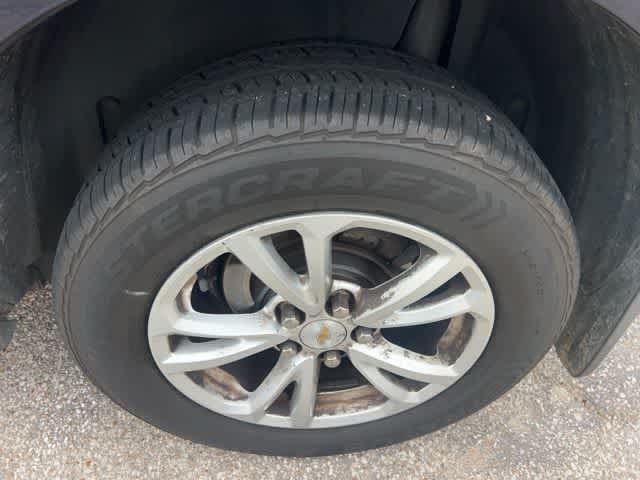 Thumbnail: 2017 Chevrolet Equinox - 7