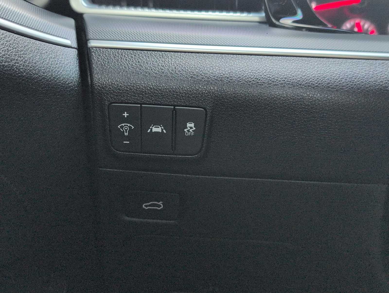 Thumbnail: 2024 Kia K5 - 18