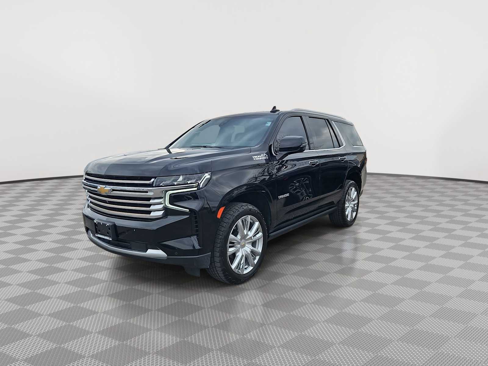 Thumbnail: 2021 Chevrolet Tahoe - 4