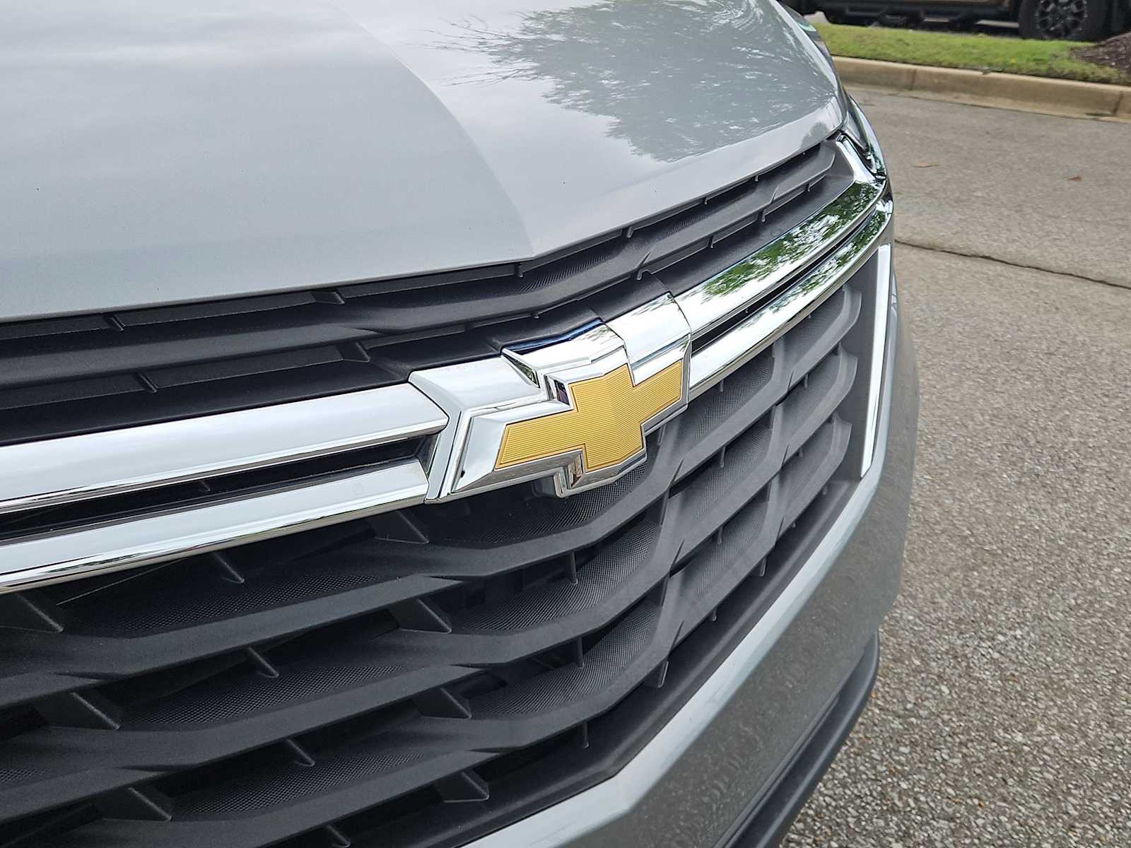 Thumbnail: 2023 Chevrolet Equinox - 12
