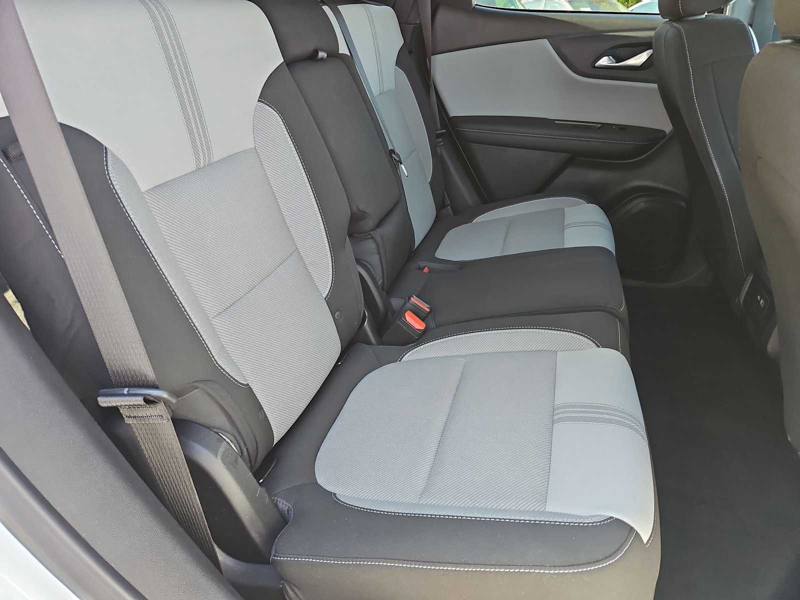 Thumbnail: 2023 Chevrolet Blazer - 21