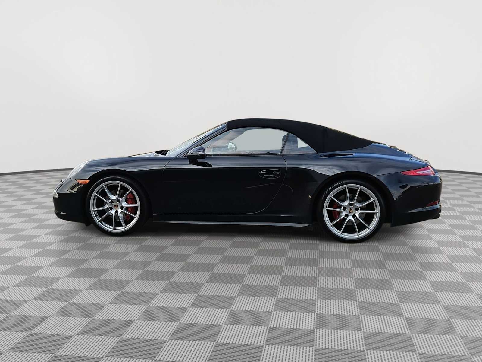 Thumbnail: 2014 Porsche 911 - 5
