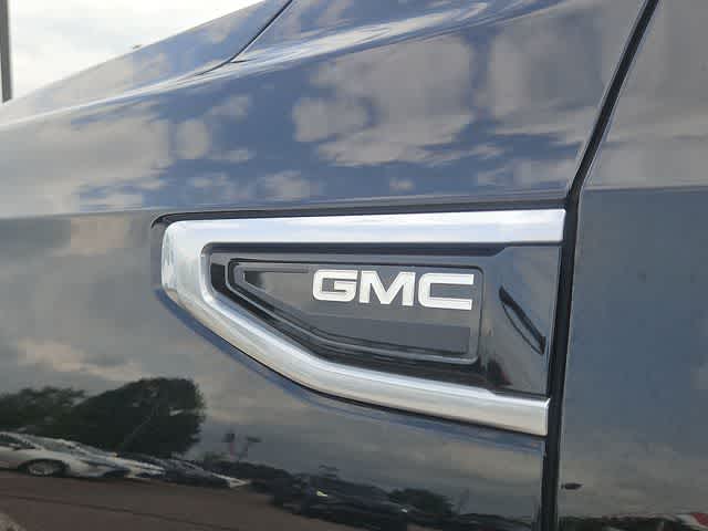 Thumbnail: 2022 GMC Yukon - 24