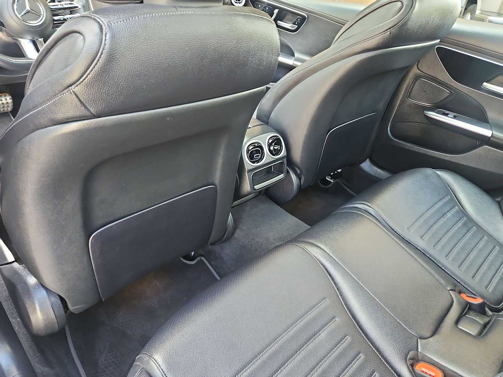 Thumbnail: 2023 Mercedes-Benz C-Class - 18