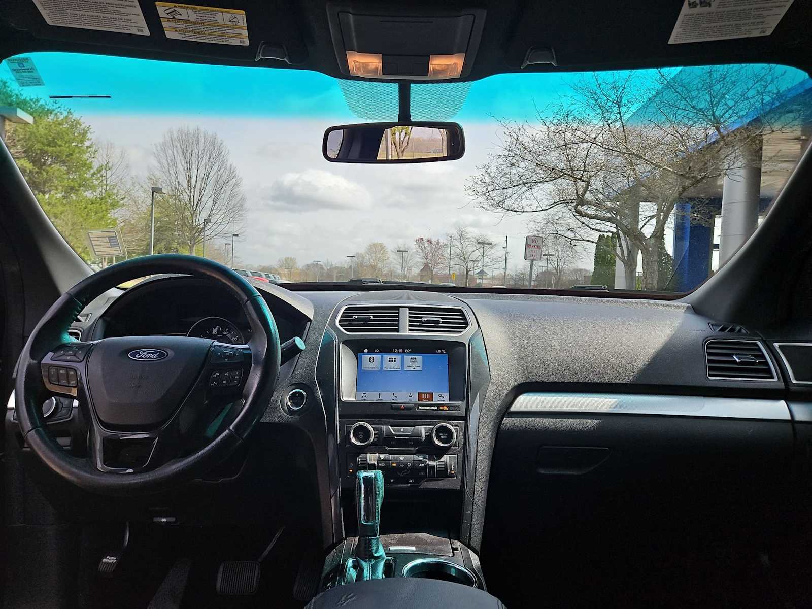 Thumbnail: 2017 Ford Explorer - 15