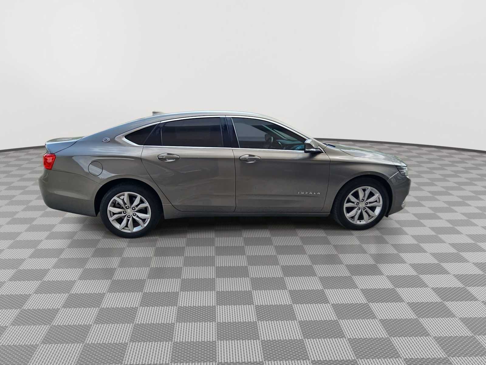 Thumbnail: 2019 Chevrolet Impala - 9