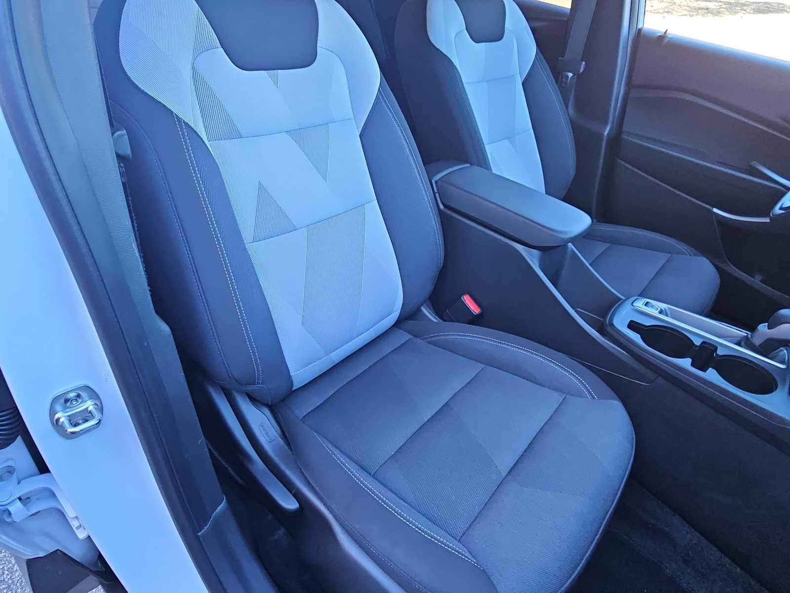 Thumbnail: 2025 Chevrolet Trax - 22