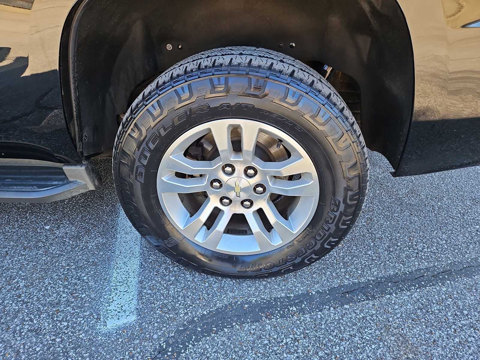 Thumbnail: 2017 Chevrolet Tahoe - 13