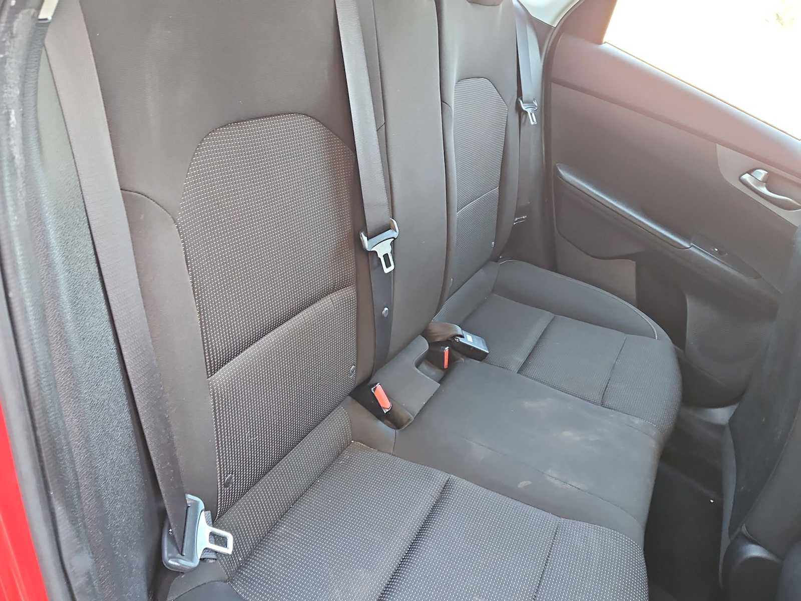 Thumbnail: 2021 Kia Forte - 21