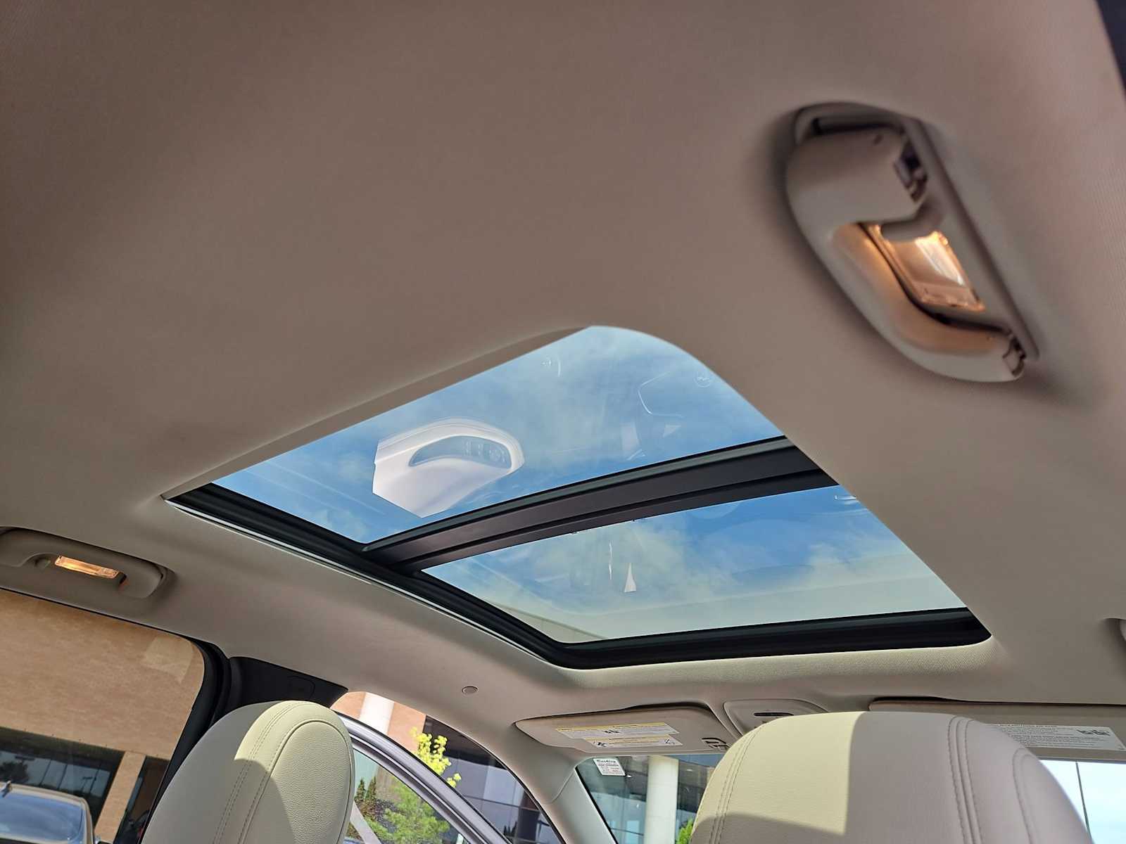 Thumbnail: 2022 Buick Encore GX - 23