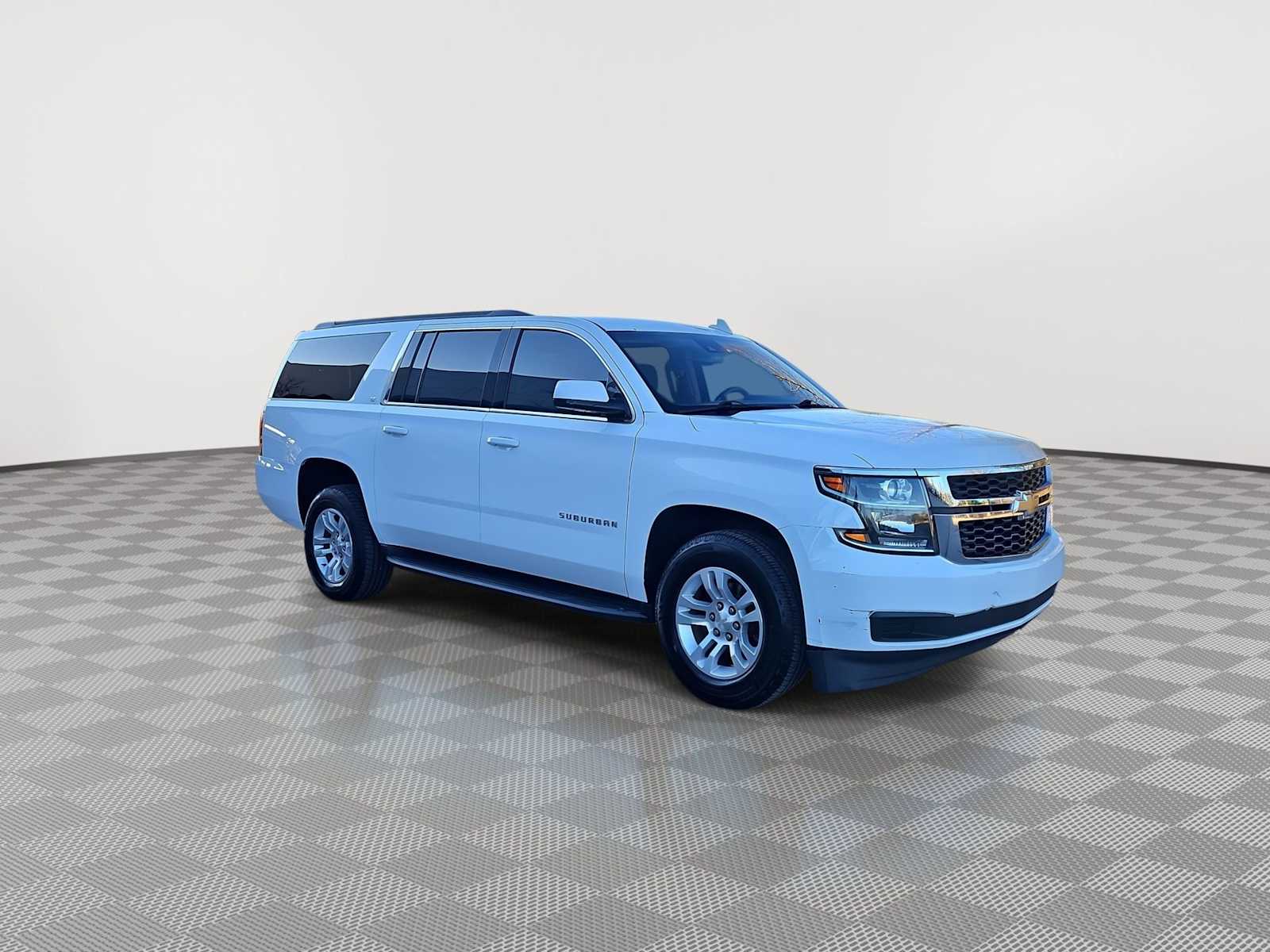 Thumbnail: 2020 Chevrolet Suburban - 2