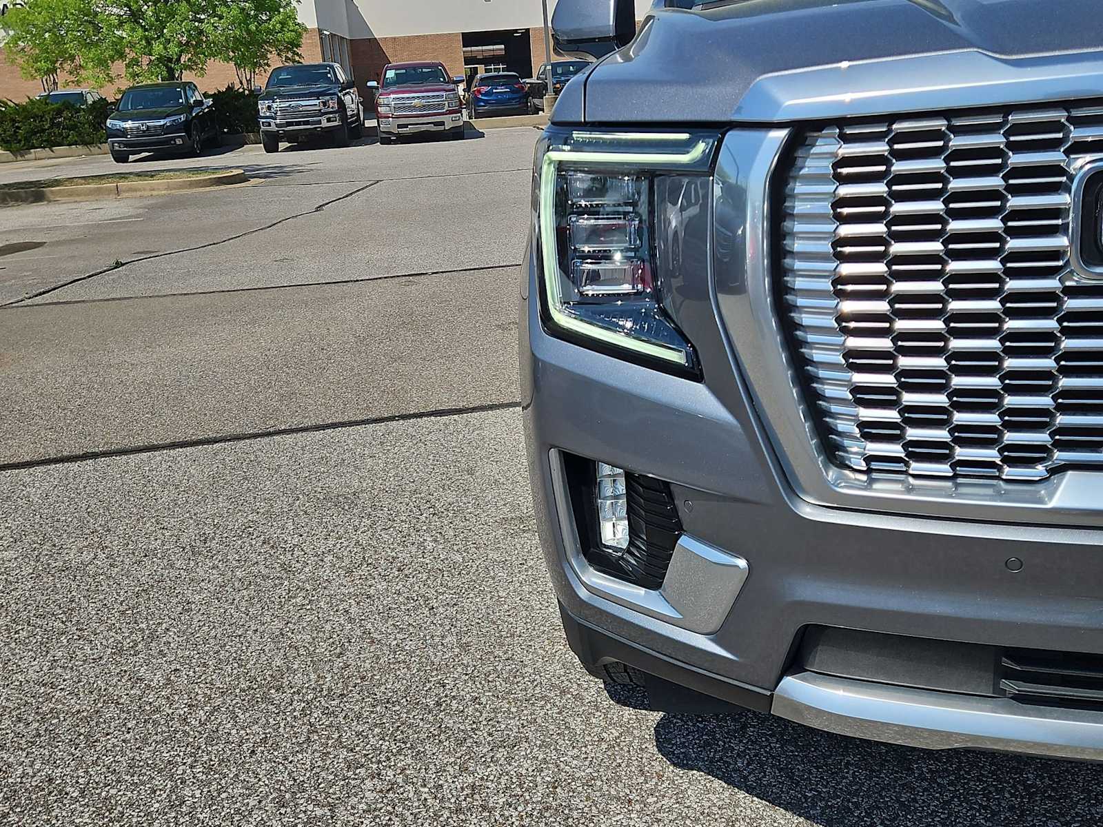 Thumbnail: 2021 GMC Yukon - 11
