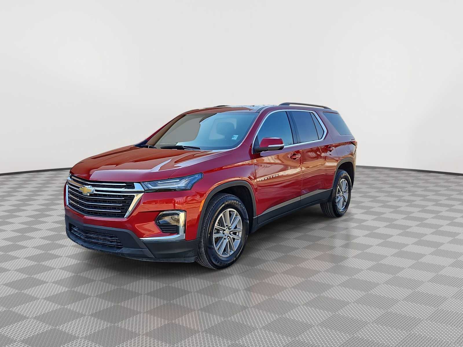 Thumbnail: 2023 Chevrolet Traverse - 4