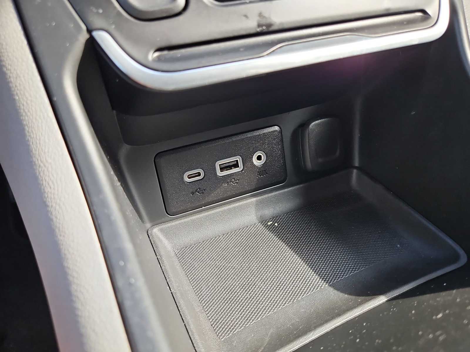 Thumbnail: 2020 GMC Terrain - 31