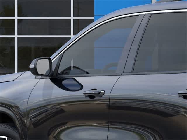 Thumbnail: 2026 Chevrolet Traverse - 12