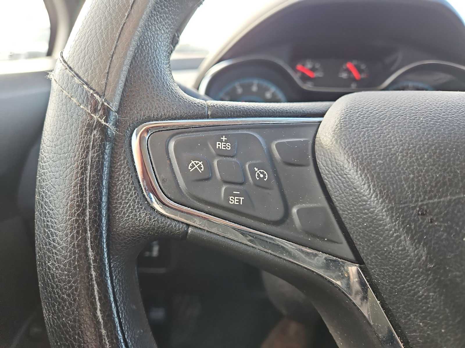 Thumbnail: 2017 Chevrolet Cruze - 22