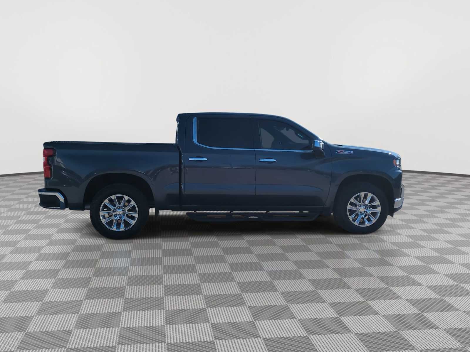 Thumbnail: 2022 Chevrolet Silverado 1500 - 9