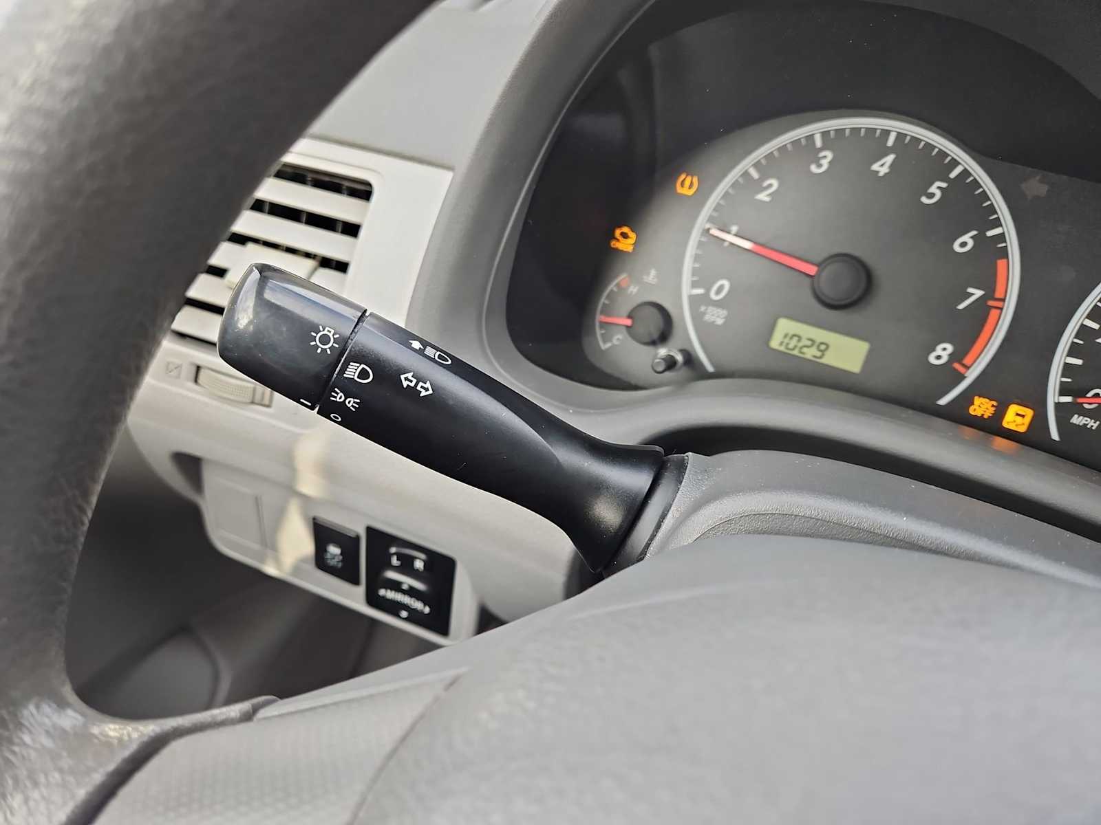 Thumbnail: 2009 Toyota Corolla - 24