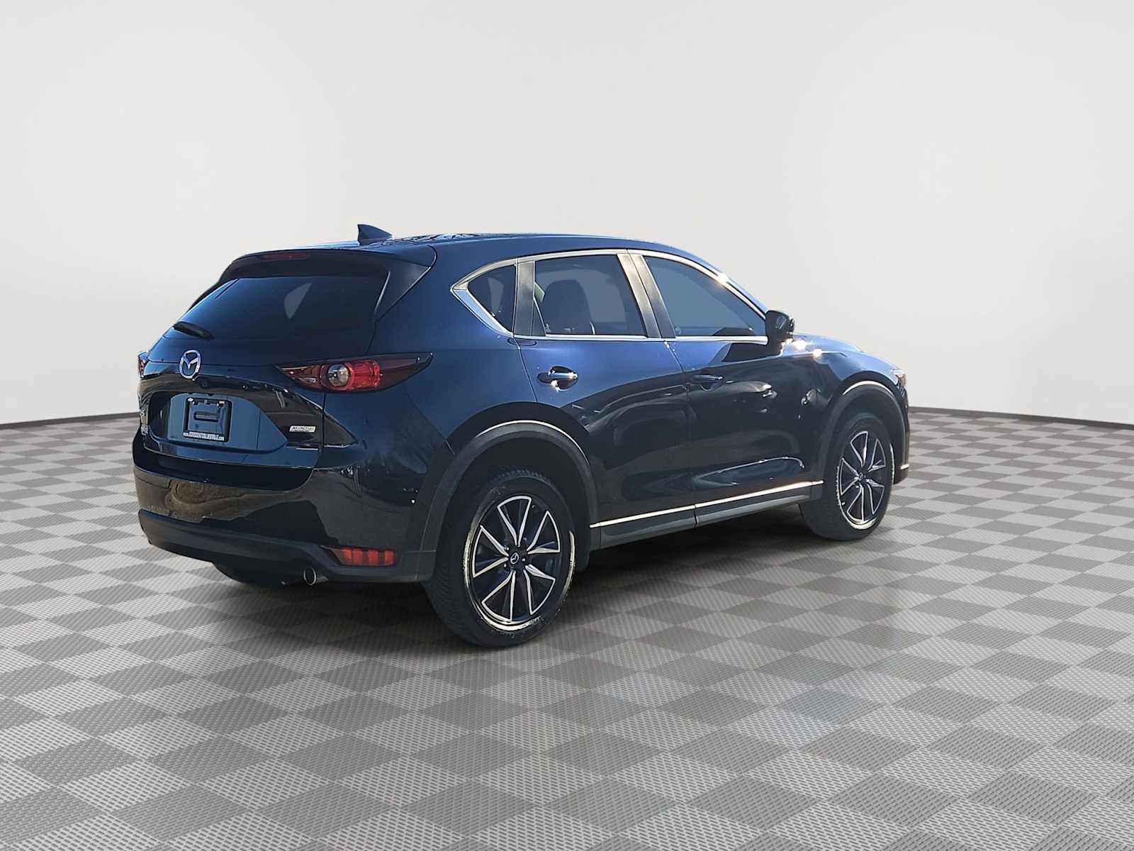 Thumbnail: 2018 Mazda CX-5 - 8