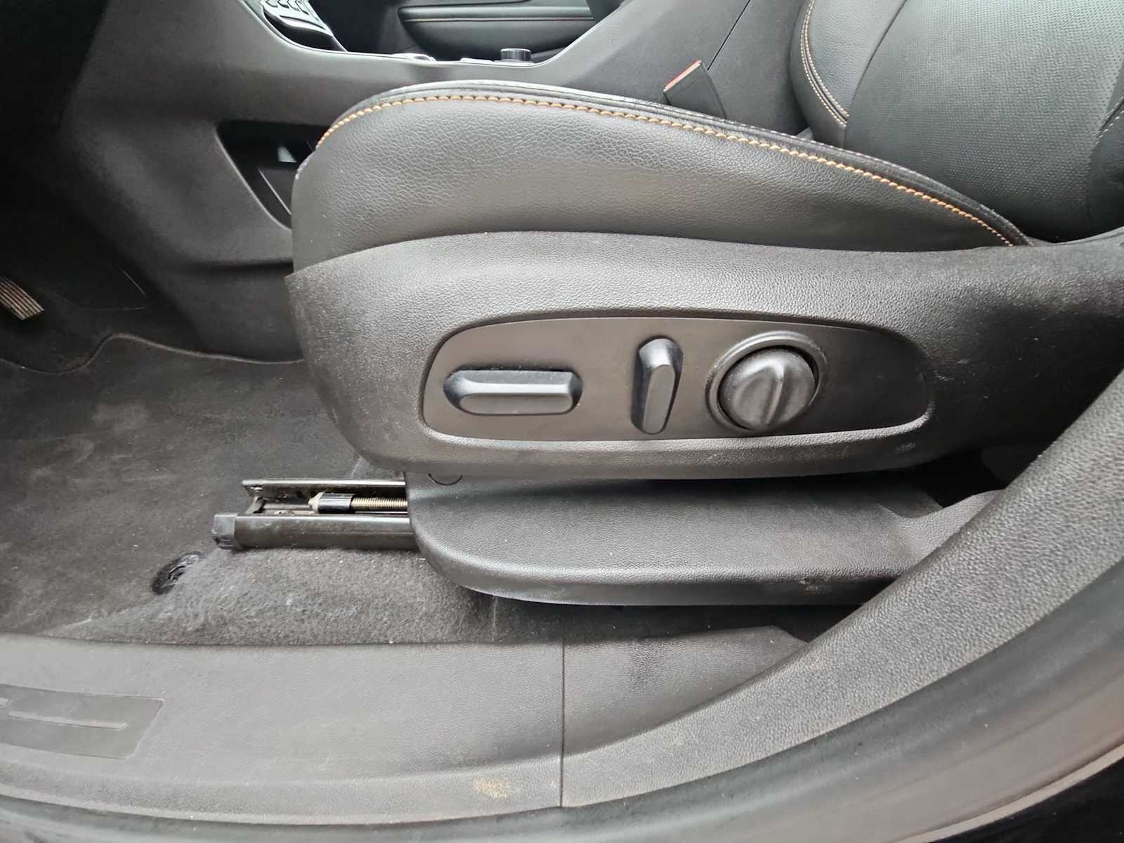 Thumbnail: 2018 GMC Terrain - 18