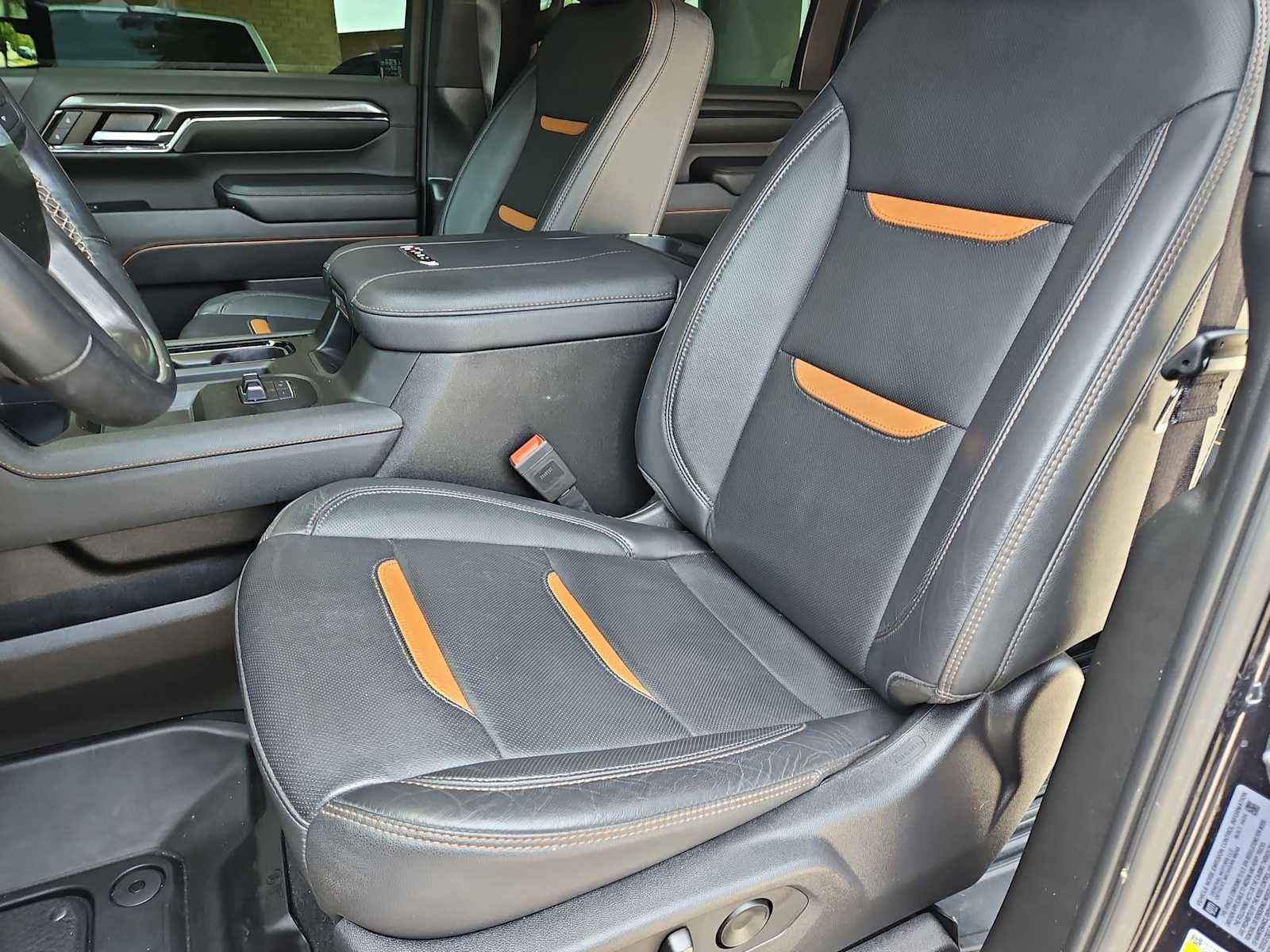 Thumbnail: 2024 GMC Sierra 2500 - 17