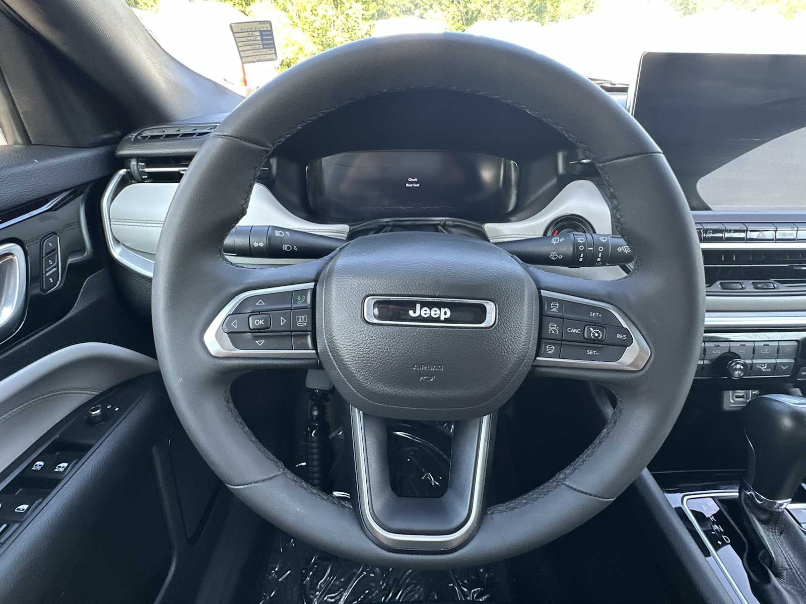 Thumbnail: 2025 Jeep Compass - 25