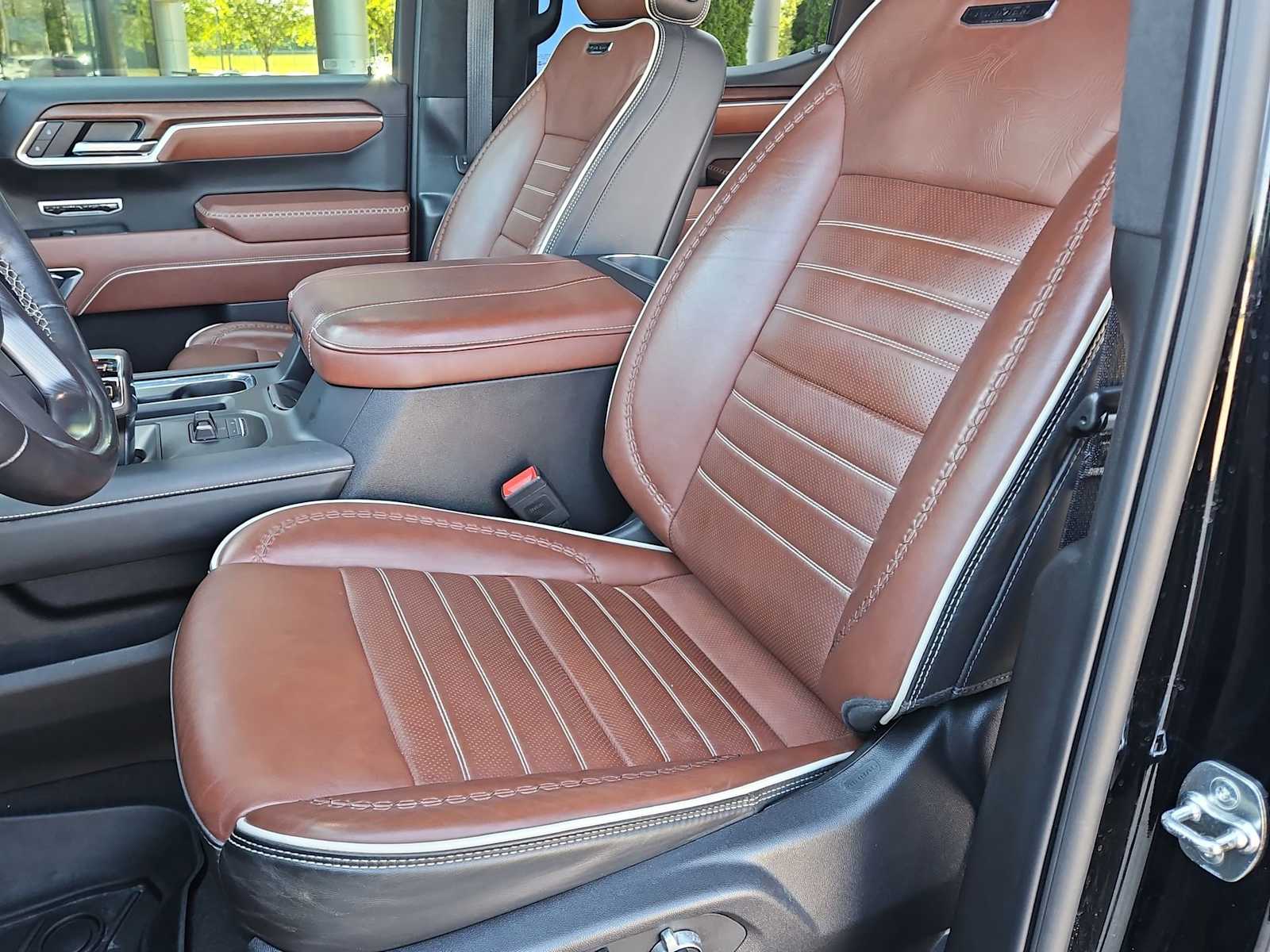 Thumbnail: 2025 GMC Sierra 1500 - 17