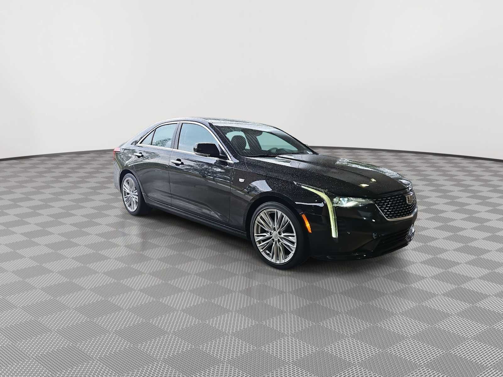 Thumbnail: 2023 Cadillac CT4 - 3