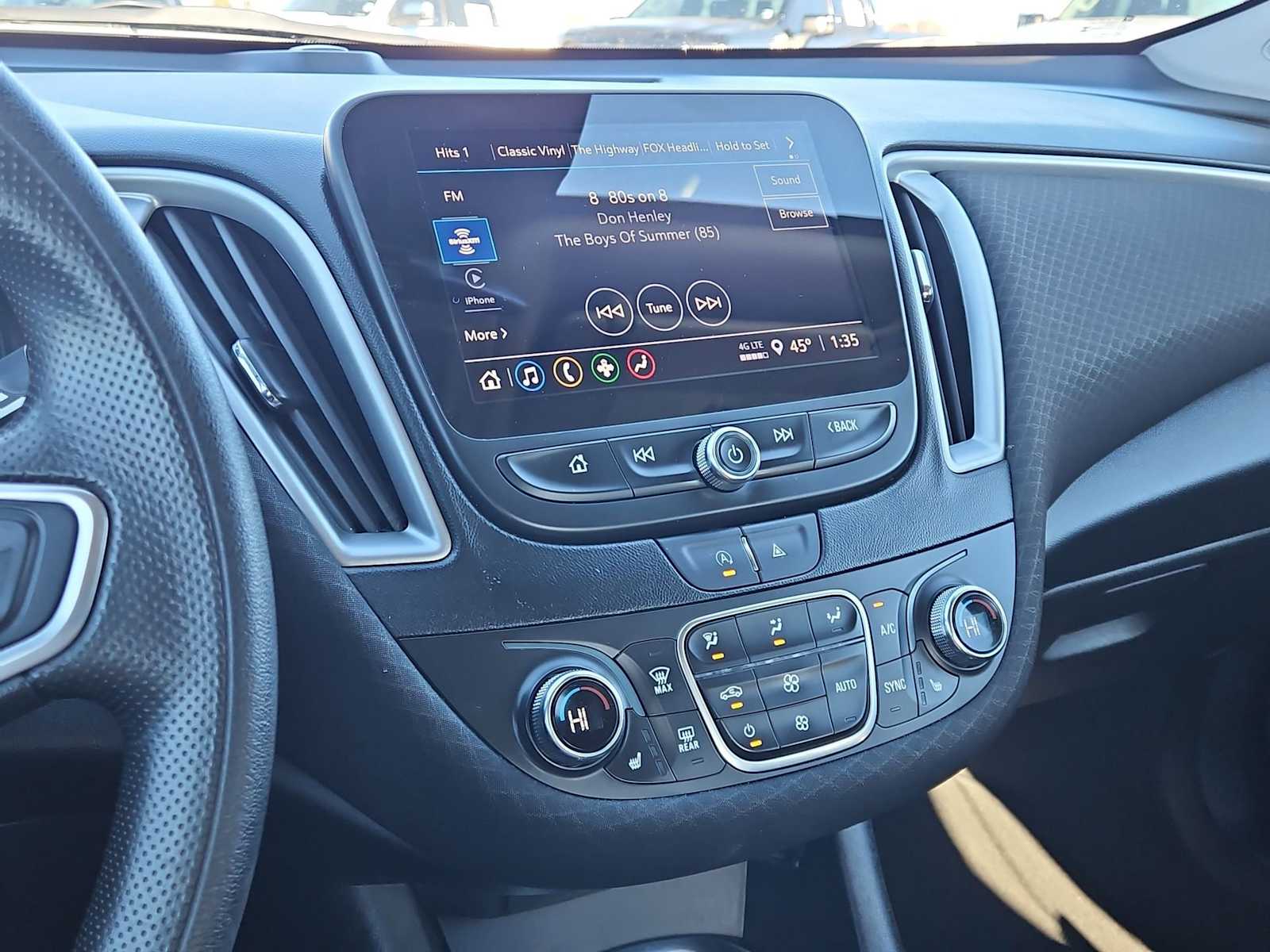 Thumbnail: 2023 Chevrolet Malibu - 28