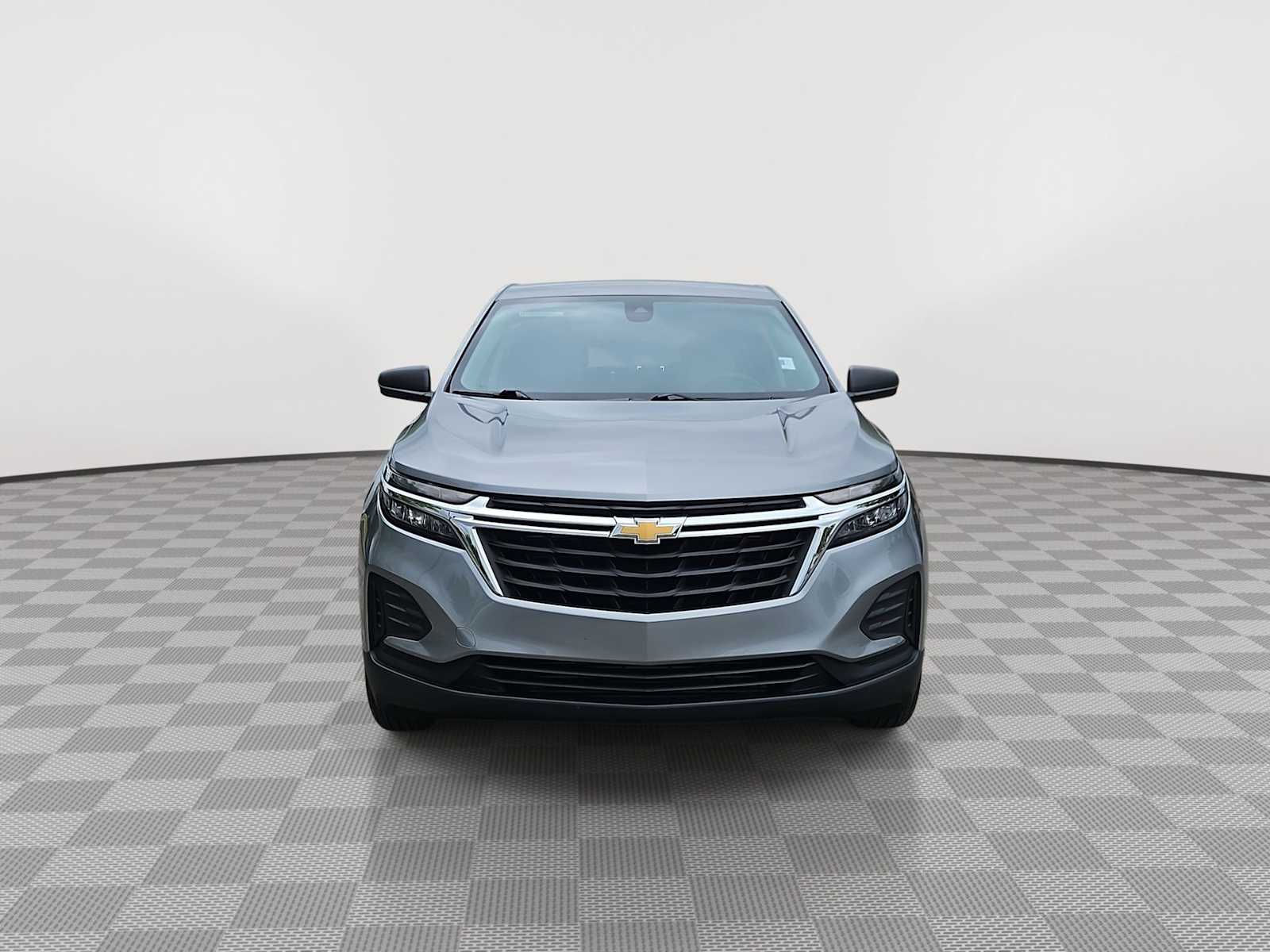 Thumbnail: 2023 Chevrolet Equinox - 3
