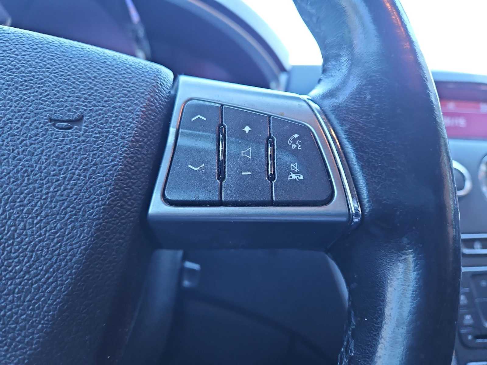 Thumbnail: 2012 Cadillac SRX - 23