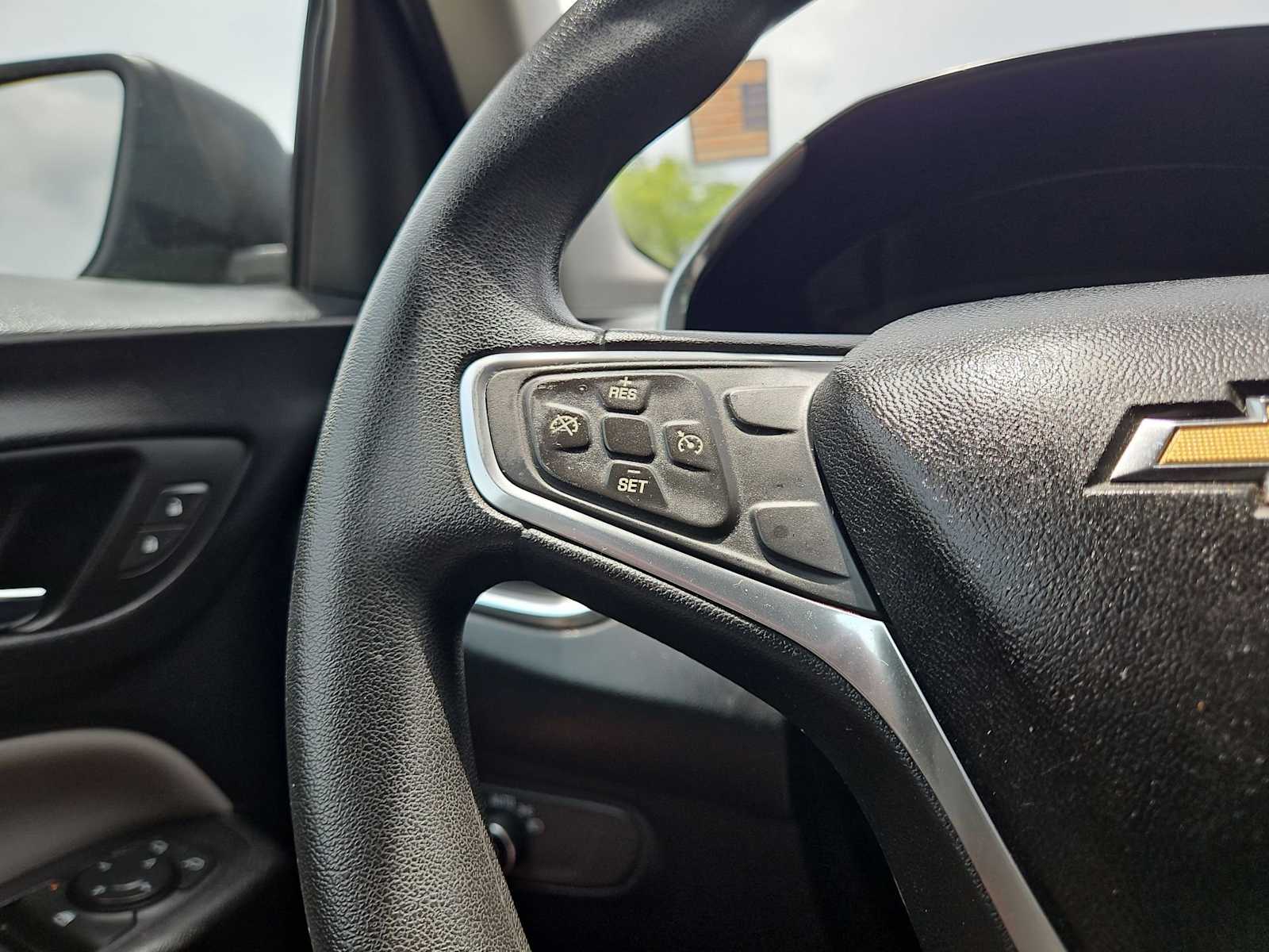 Thumbnail: 2018 Chevrolet Equinox - 23