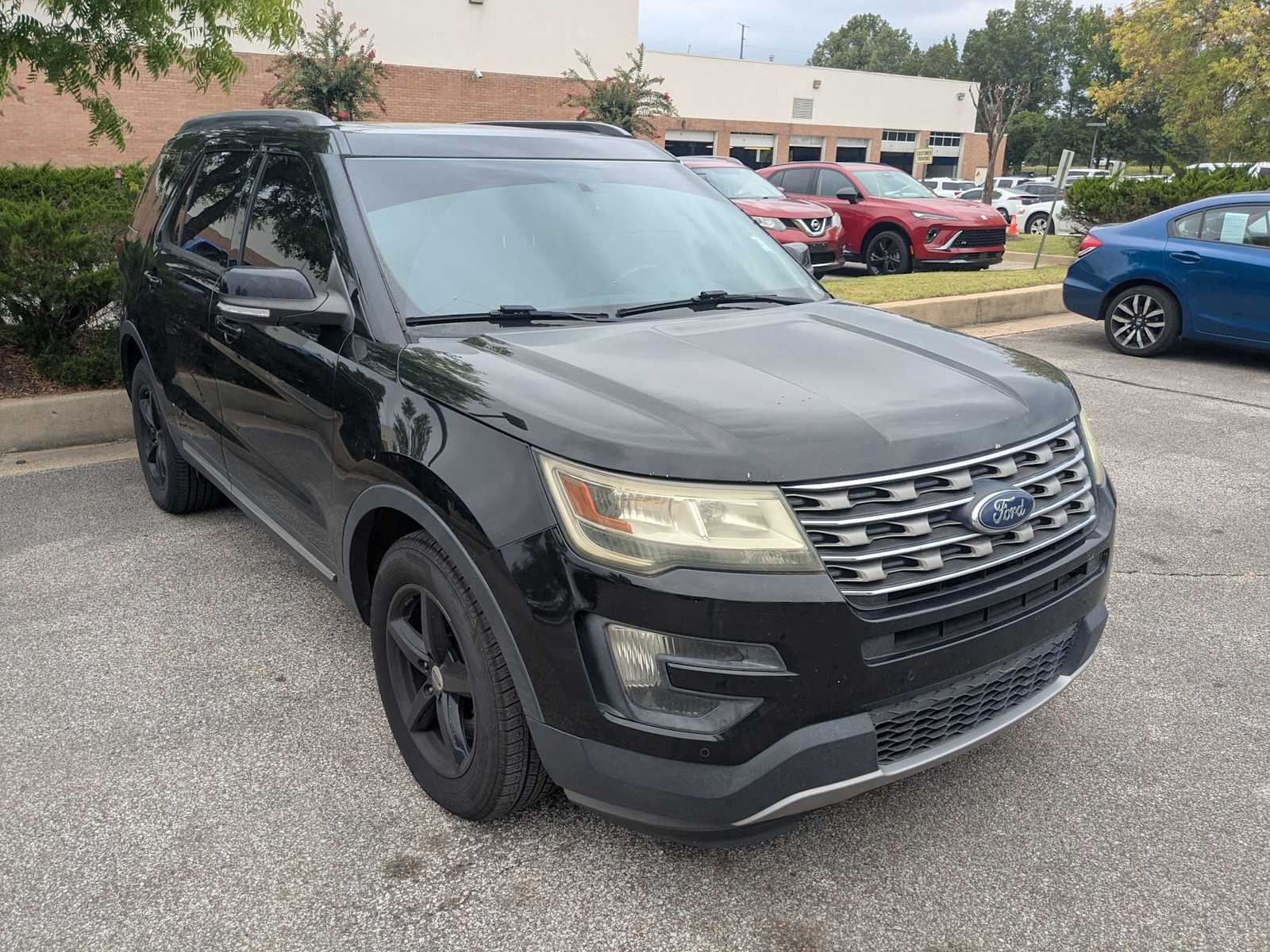 Thumbnail: 2016 Ford Explorer - 3