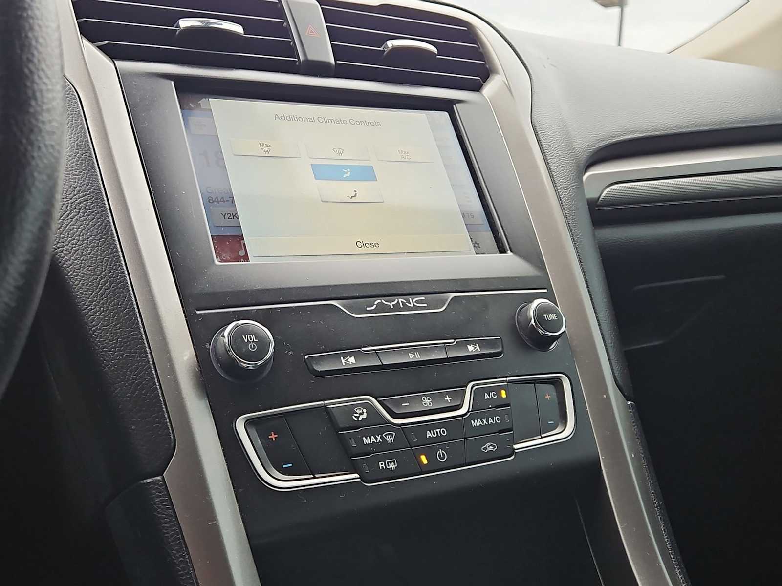 Thumbnail: 2019 Ford Fusion - 27