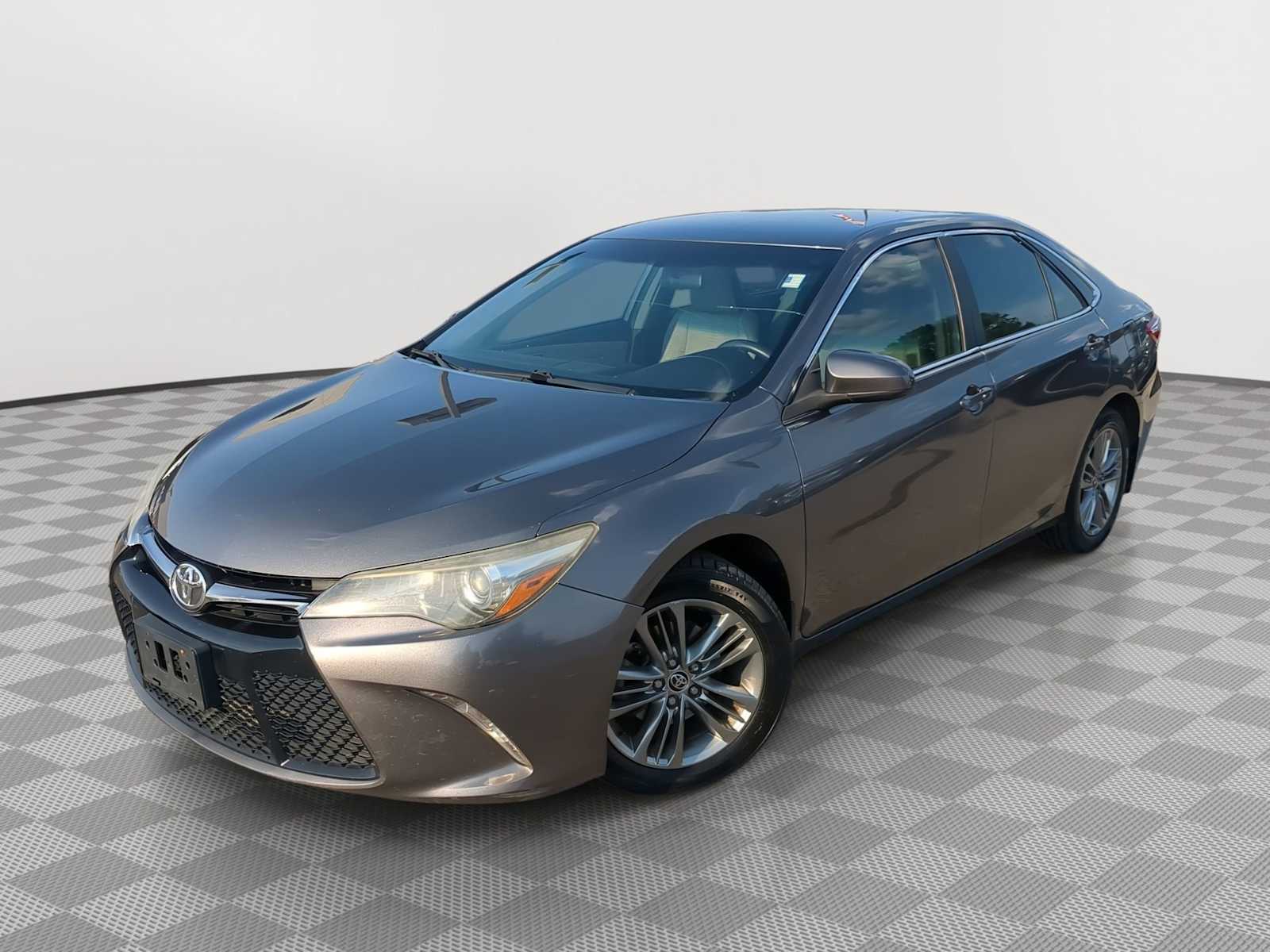 2015 Toyota Camry SE -
                  Collierville, TN