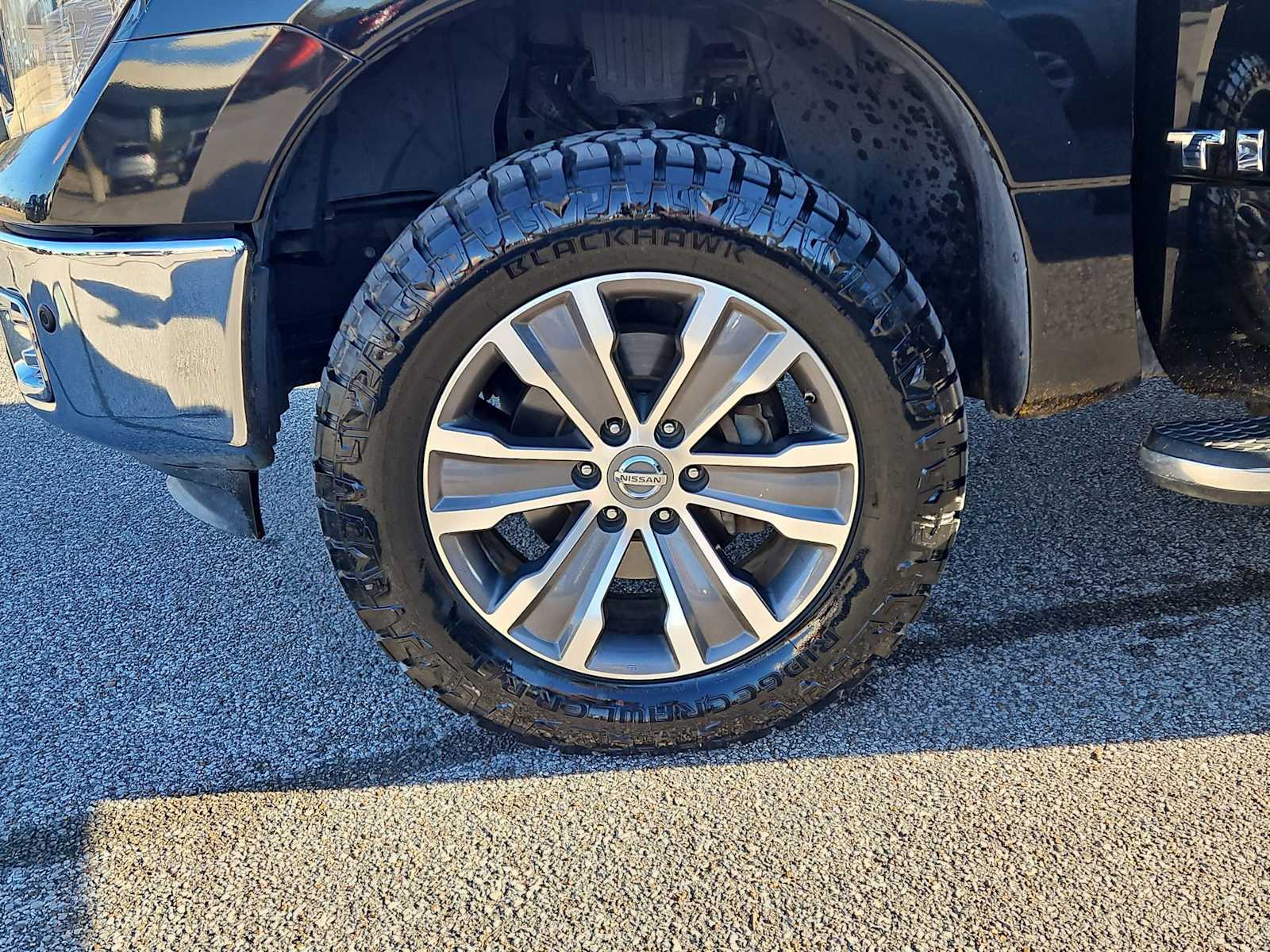 Thumbnail: 2017 Nissan Titan - 14