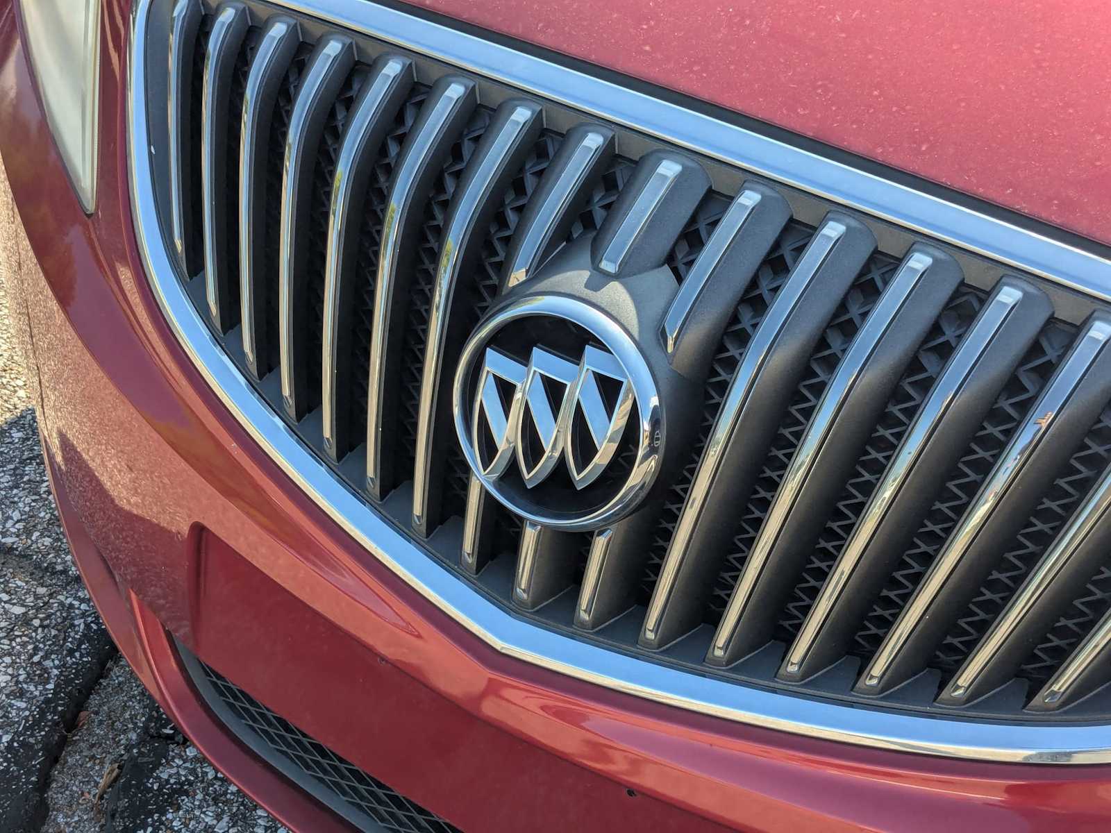 Thumbnail: 2016 Buick Verano - 8