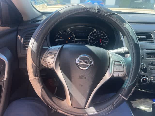 Thumbnail: 2014 Nissan Altima - 13