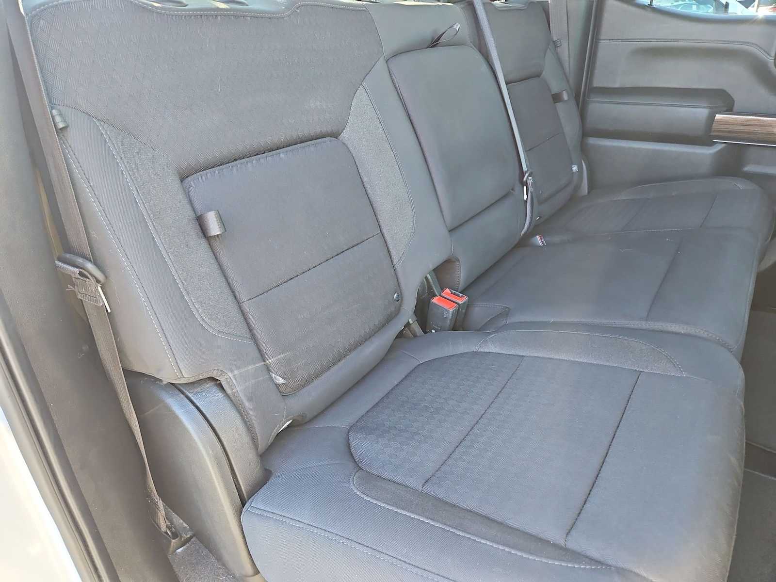 Thumbnail: 2019 Chevrolet Silverado 1500 - 21