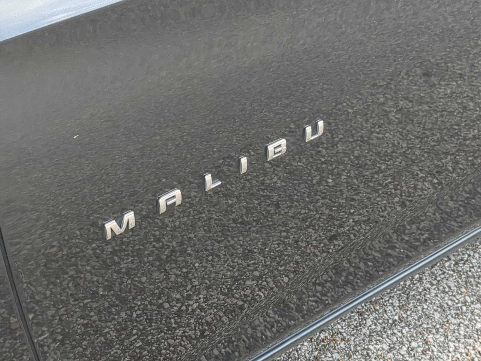 Thumbnail: 2016 Chevrolet Malibu - 13