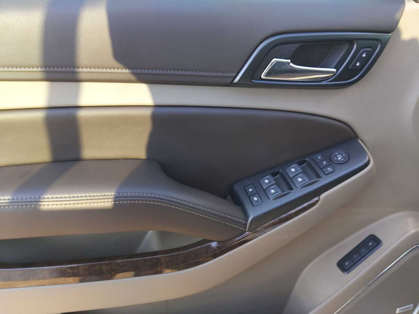 Thumbnail: 2019 Chevrolet Tahoe - 22