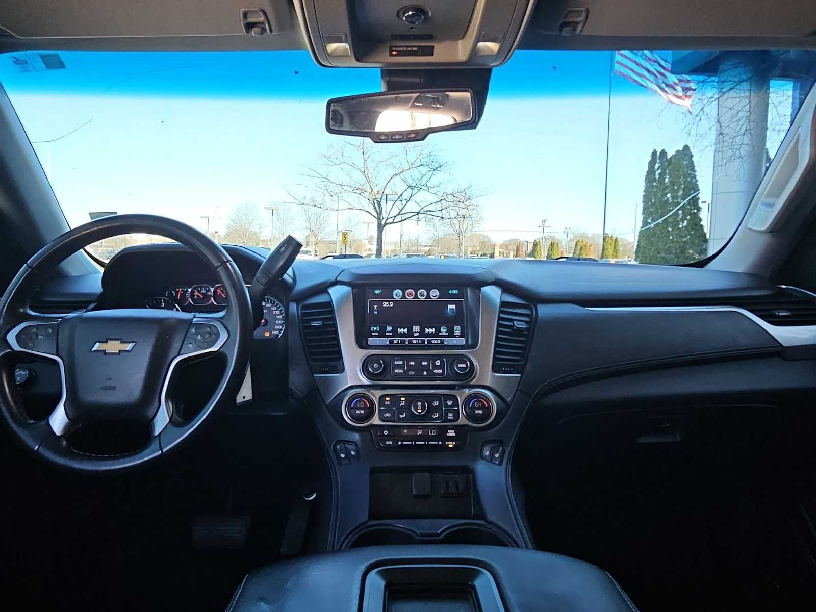 Thumbnail: 2017 Chevrolet Tahoe - 15