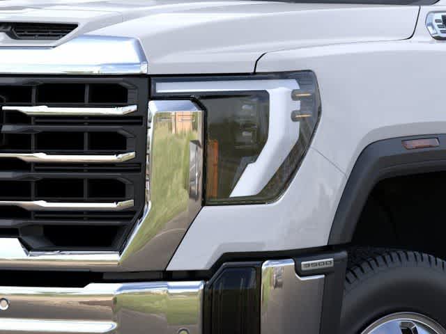 Thumbnail: 2026 GMC Sierra 3500 - 10