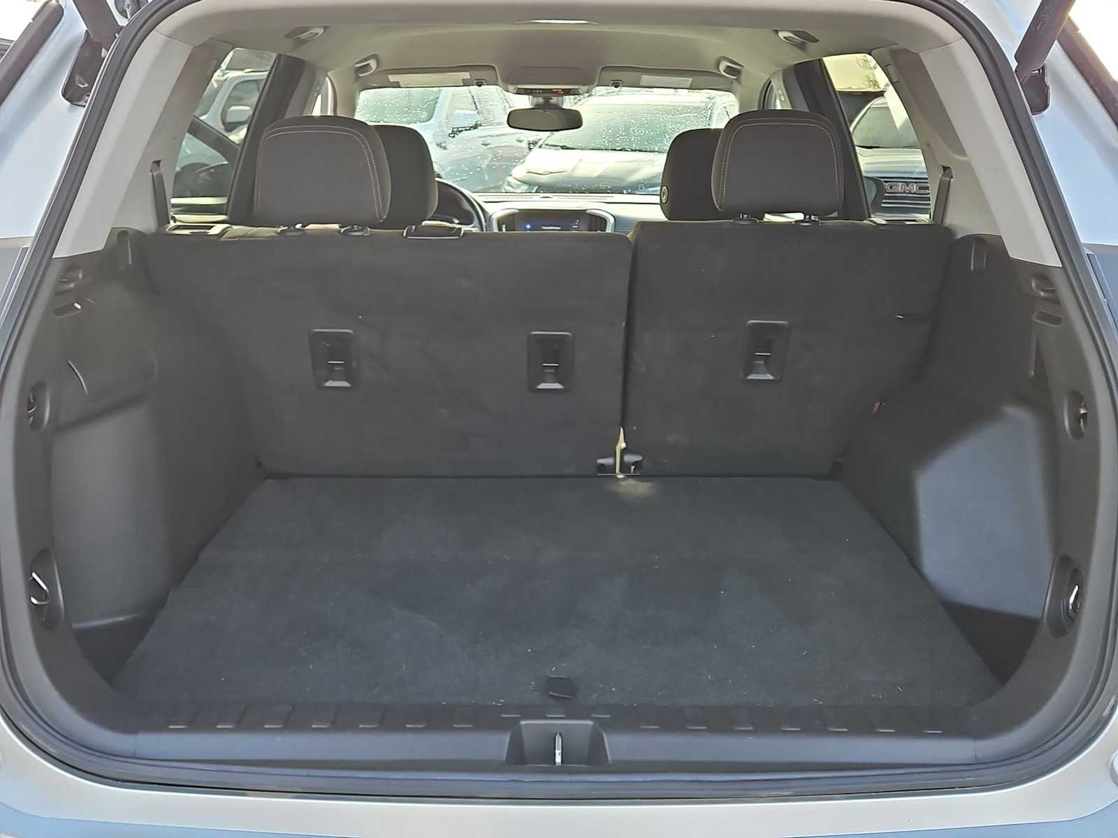 Thumbnail: 2021 GMC Terrain - 34