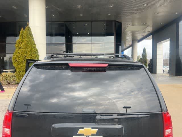 Thumbnail: 2013 Chevrolet Tahoe - 10