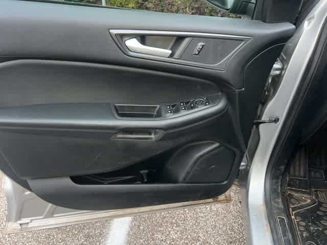 Thumbnail: 2023 Ford Edge - 3