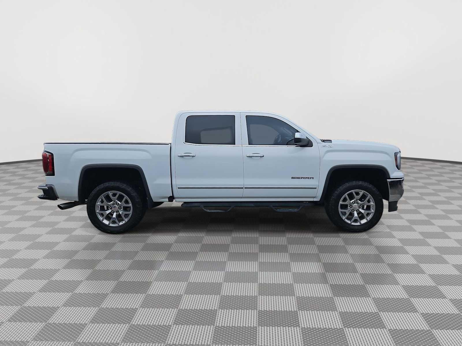 Thumbnail: 2018 GMC Sierra 1500 - 9