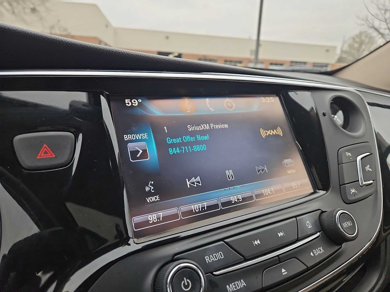 Thumbnail: 2016 Buick Envision - 32