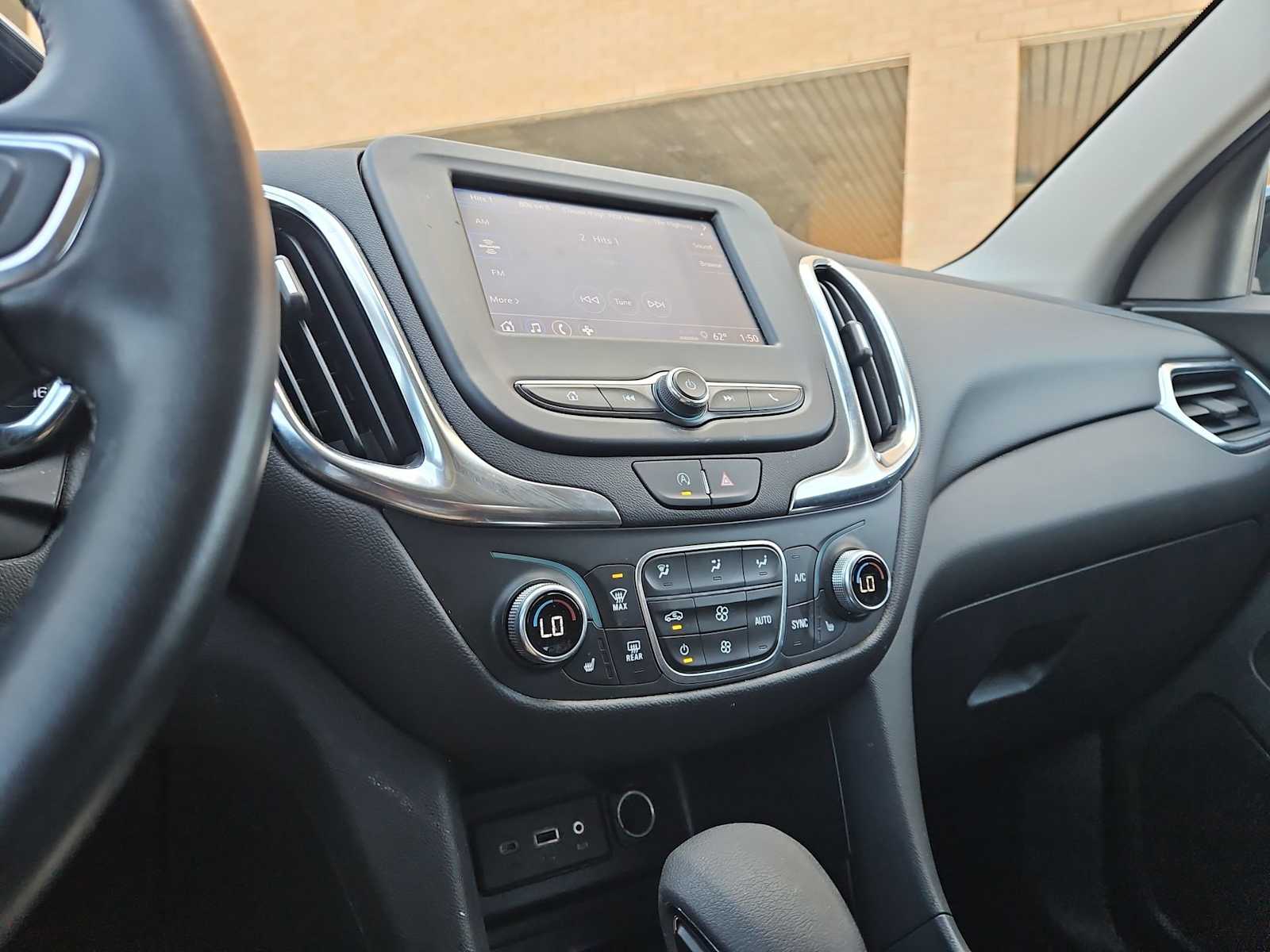 Thumbnail: 2024 Chevrolet Equinox - 28