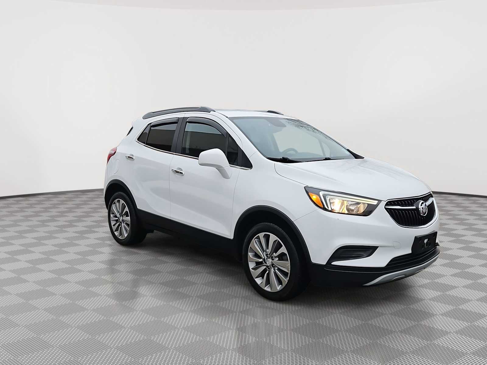 Thumbnail: 2020 Buick Encore - 2